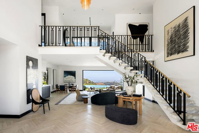 10932 Savona Road, Los Angeles, CA 90077 — photo 10 of 72