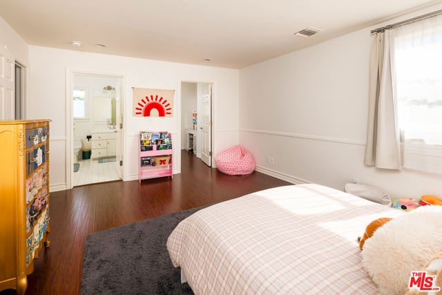 8426 Flight Avenue, Los Angeles, CA 90045 — photo 22 of 29