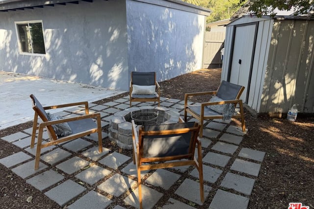 10419 Vassar Avenue, Chatsworth, CA 91311 — photo 13 of 35