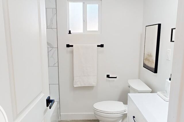 10419 Vassar Avenue, Chatsworth, CA 91311 — photo 9 of 35