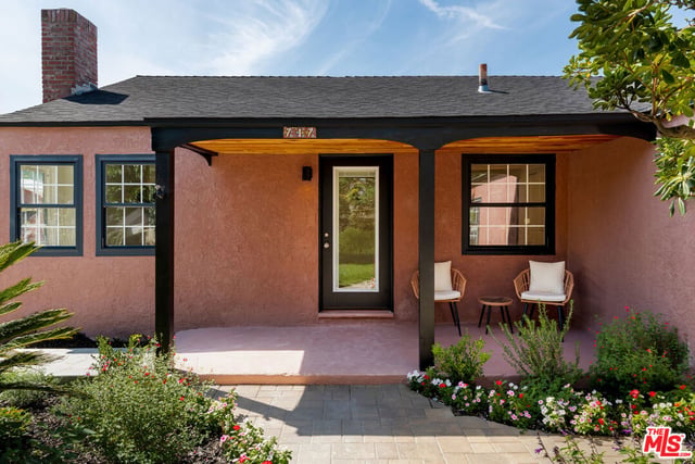 717 N Valley Street, Burbank, CA 91505 — photo 8 of 38