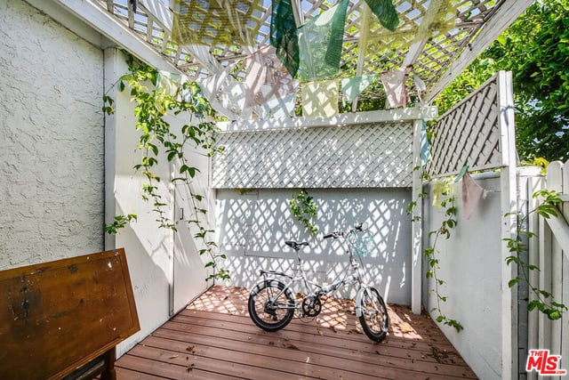 206 N Wilton Place, Los Angeles, CA 90004 — photo 16 of 23