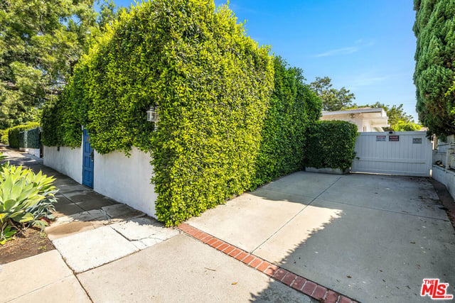 206 N Wilton Place, Los Angeles, CA 90004 — photo 2 of 23
