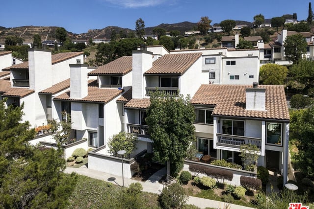 1698 Palisades Drive, Pacific Palisades, CA 90272 — photo 36 of 46