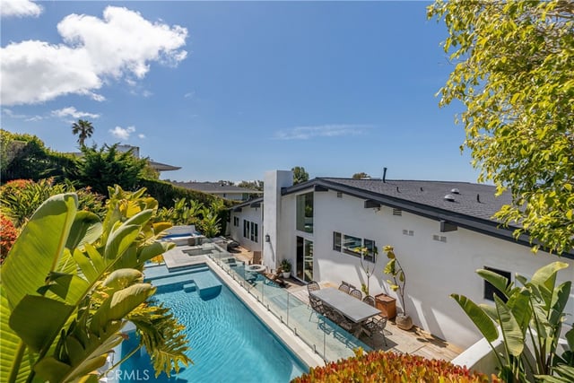 7190 Crest, Rancho Palos Verdes, CA 90275 — photo 11 of 25