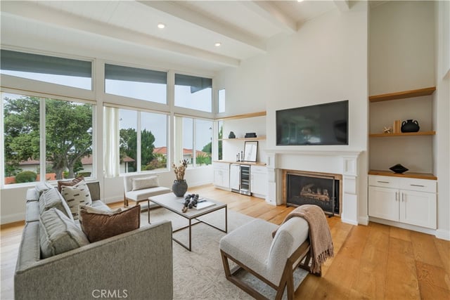 7190 Crest, Rancho Palos Verdes, CA 90275 — photo 4 of 25