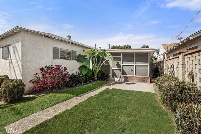 22022 S Mchelen, Long Beach, CA 90810 — photo 23 of 25