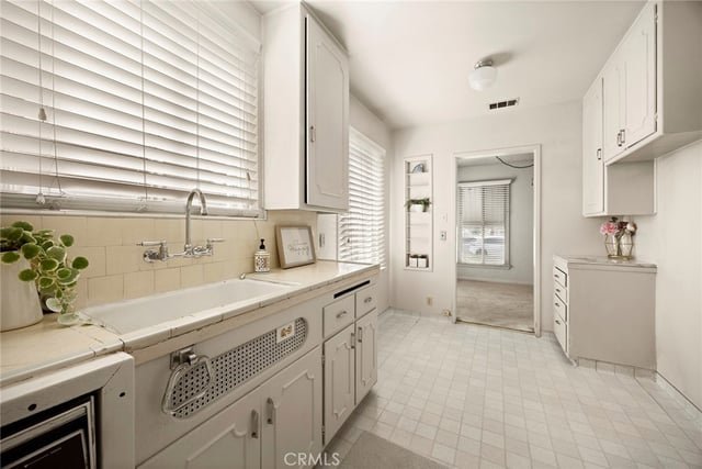 22022 S Mchelen, Long Beach, CA 90810 — photo 4 of 25