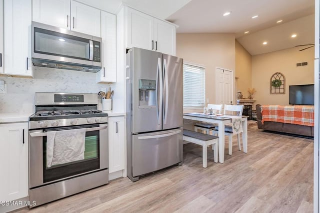 12976 E Mesa Verde Drive, Moorpark, CA 93021 — photo 8 of 55