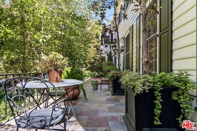 9300 Hazen Drive, Beverly Hills, CA 90210 — photo 4 of 58