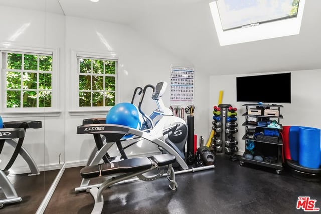 9300 Hazen Drive, Beverly Hills, CA 90210 — photo 40 of 58