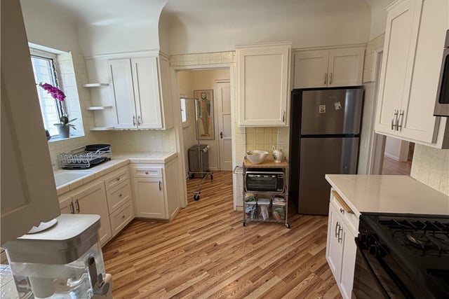 1054 S Corning, Los Angeles, CA 90035 — photo 20 of 24
