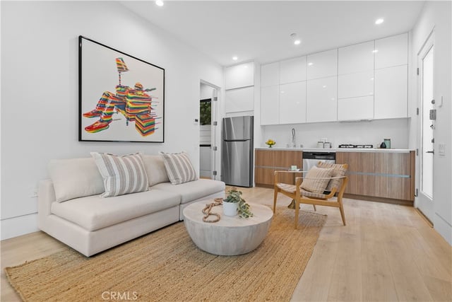 4437 Calhoun Avenue, Sherman Oaks, CA 91423 — photo 33 of 38