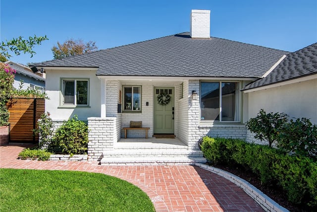 2826 N Keystone, Burbank, CA 91504 — photo 3 of 32