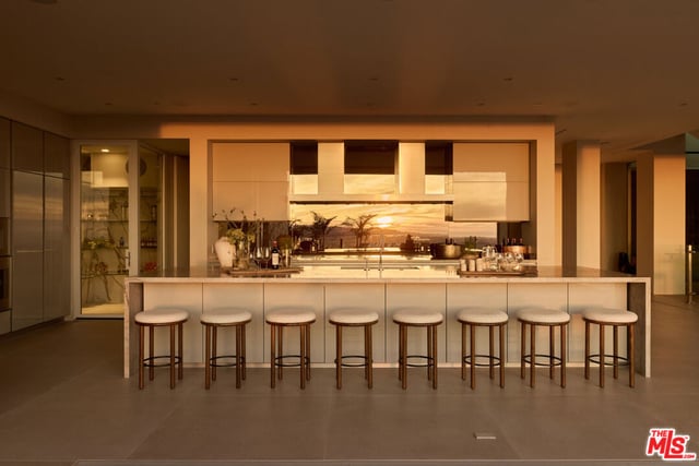 1615 Blue Jay Way, West Hollywood, CA 90069 — photo 15 of 32