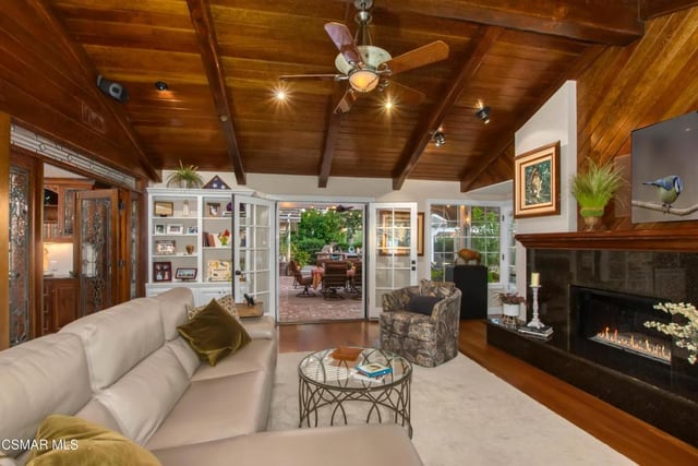 2777 Los Pinos Circle, Camarillo, CA 93012 — photo 12 of 40