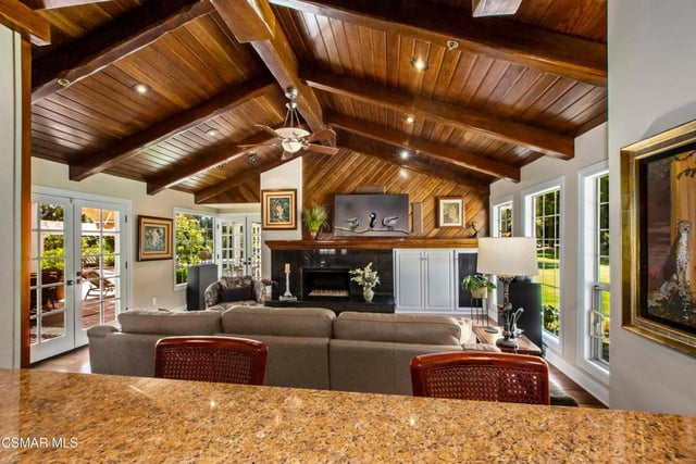 2777 Los Pinos Circle, Camarillo, CA 93012 — photo 14 of 40