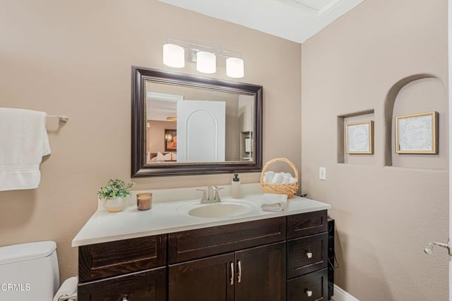 744 Calle Punta, Thousand Oaks, CA 91360 — photo 22 of 40