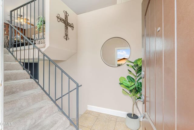 744 Calle Punta, Thousand Oaks, CA 91360 — photo 5 of 40