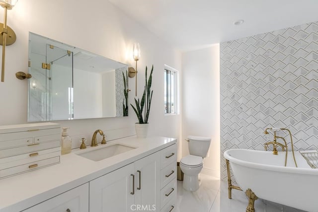 28491 Nicholas Circle, Saugus, CA 91350 — photo 28 of 64