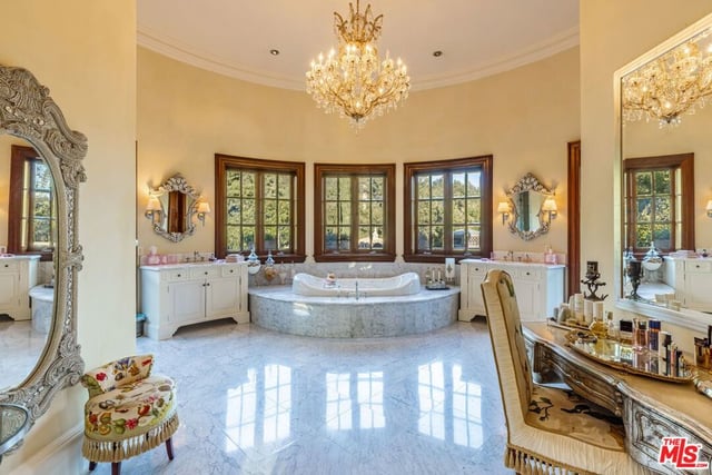 77 Beverly Park Lane, Beverly Hills, CA 90210 — photo 33 of 50