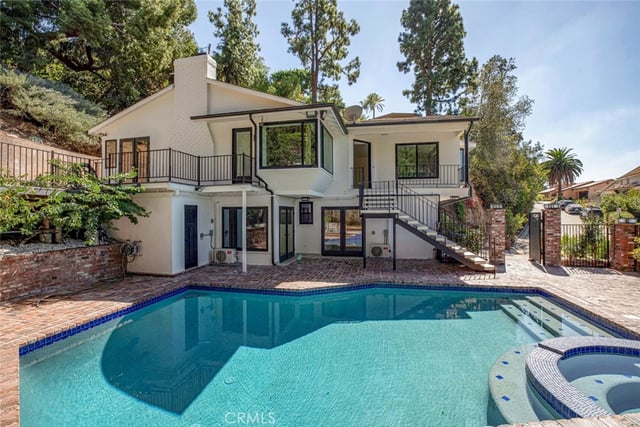 401 Brockmont Drive, Glendale, CA 91202 — photo 29 of 35