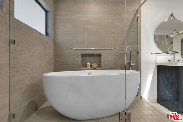 521 Loring Avenue, Los Angeles, CA 90024 — photo 20 of 38