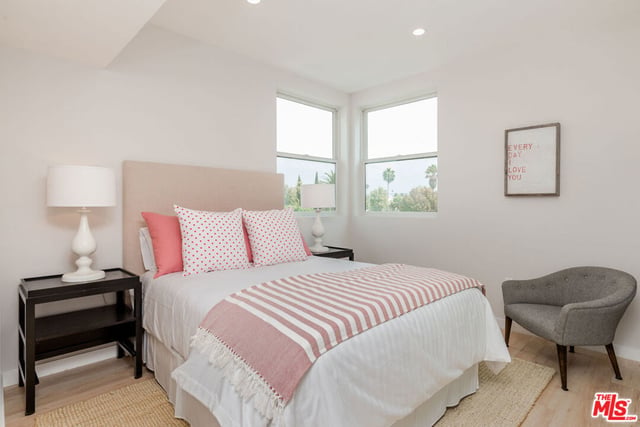 6072 Pickford Street, Los Angeles, CA 90035 — photo 11 of 28