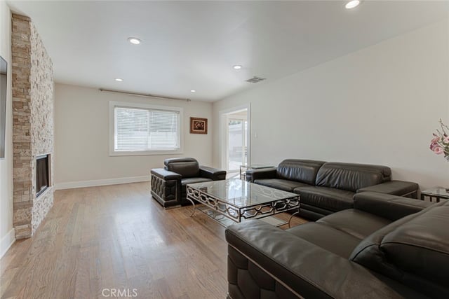 16814 Mayall Street, North Hills, CA 91343 — photo 4 of 37