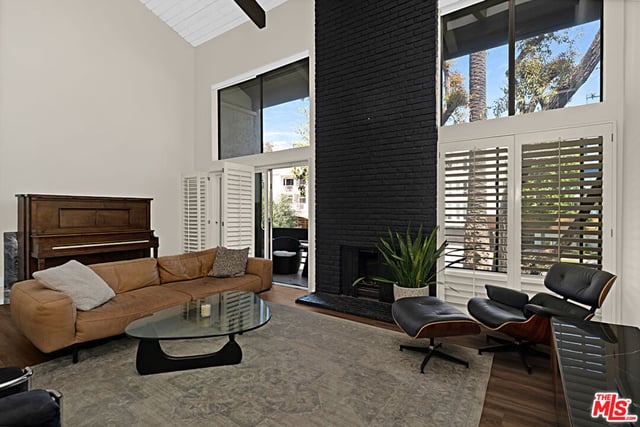 1925 S Beverly Glen Boulevard 40, Los Angeles, CA 90025 — photo 10 of 41
