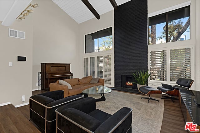 1925 S Beverly Glen Boulevard 40, Los Angeles, CA 90025 — photo 9 of 41