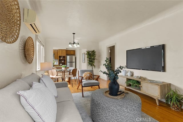 3601 Cerritos, Long Beach, CA 90807 — photo 8 of 37
