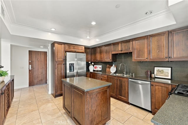 1420 S Bundy Drive 405, Los Angeles, CA 90025 — photo 7 of 20