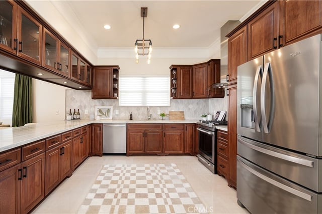 877 N Oakland, Pasadena, CA 91104 — photo 11 of 48