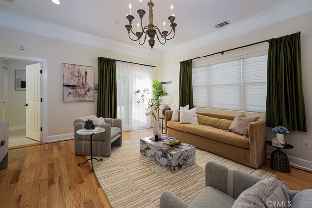 877 N Oakland, Pasadena, CA 91104 — photo 18 of 48