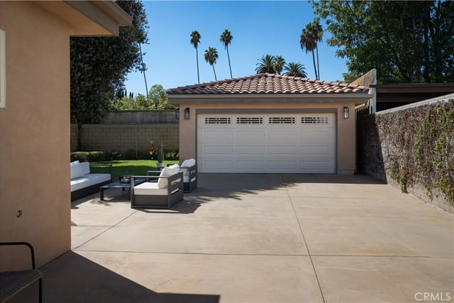 877 N Oakland, Pasadena, CA 91104 — photo 44 of 48
