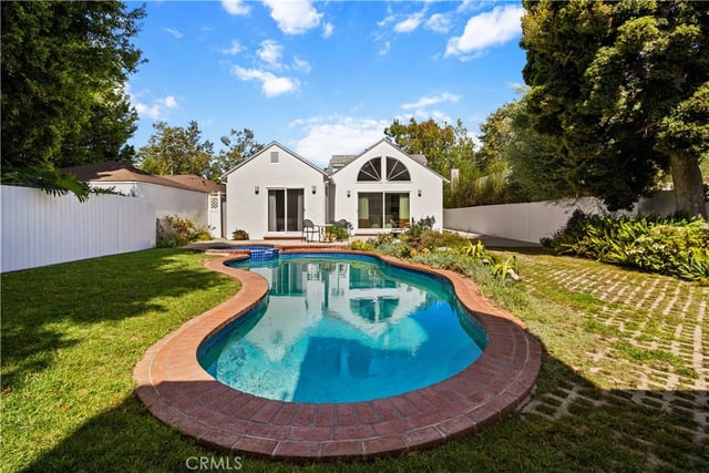 2936 Castle Heights, Los Angeles, CA 90034 — photo 16 of 30