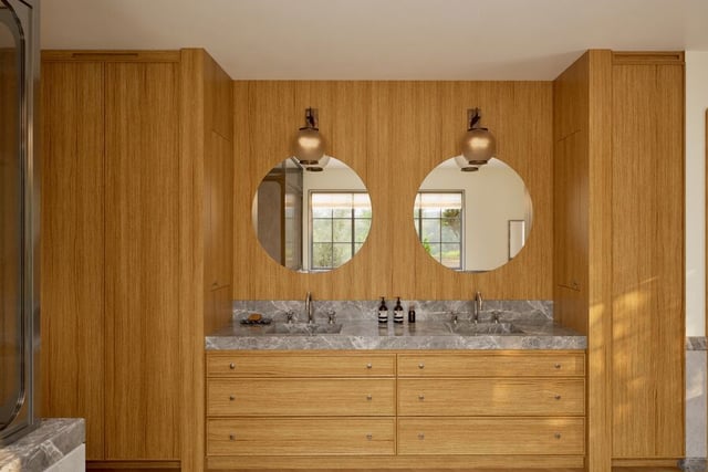 365 S June Street, Los Angeles, CA 90020 — photo 18 of 30