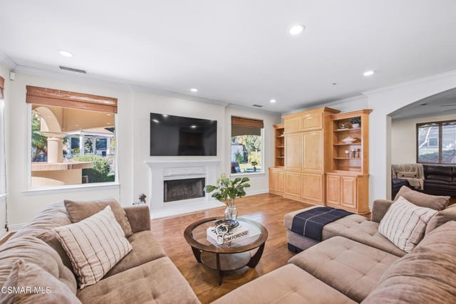 1685 Hauser Circle, Thousand Oaks, CA 91362 — photo 33 of 98