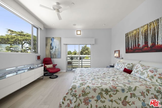 907 Lincoln Boulevard PH 302, Santa Monica, CA 90403 — photo 18 of 33