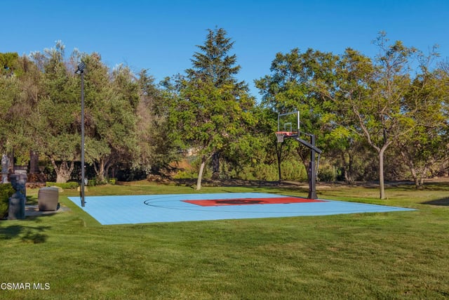 2400 White Stallion Road, Thousand Oaks, CA 91361 — photo 11 of 37
