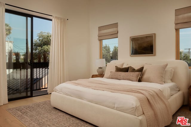 534 N Bronson Avenue, Los Angeles, CA 90004 — photo 25 of 48