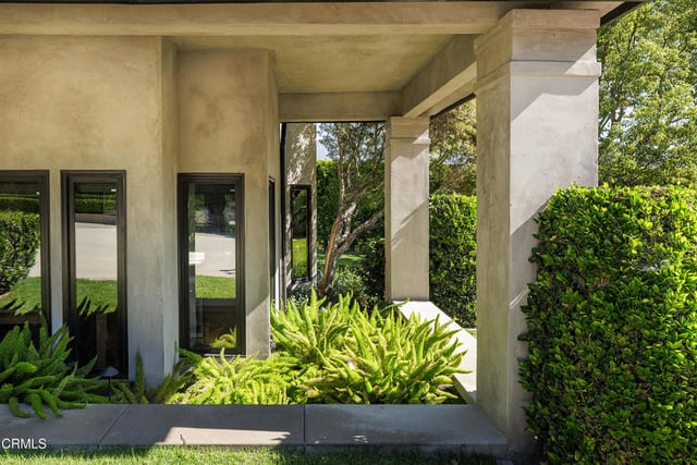 1475 Rutherford Drive, Pasadena, CA 91103 — photo 4 of 53