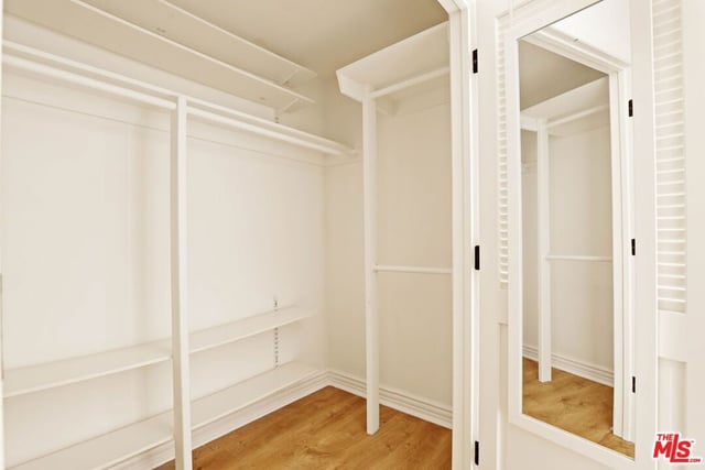 1123 11th Street 3, Santa Monica, CA 90403 — photo 19 of 35