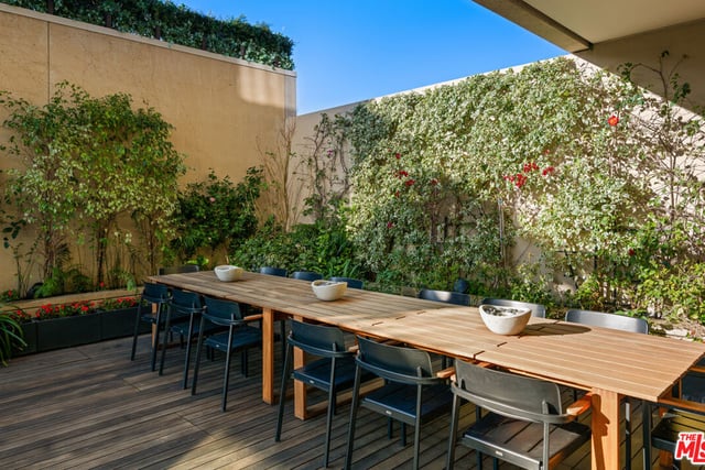 9040 W Sunset Boulevard 1004, West Hollywood, CA 90069 — photo 12 of 30
