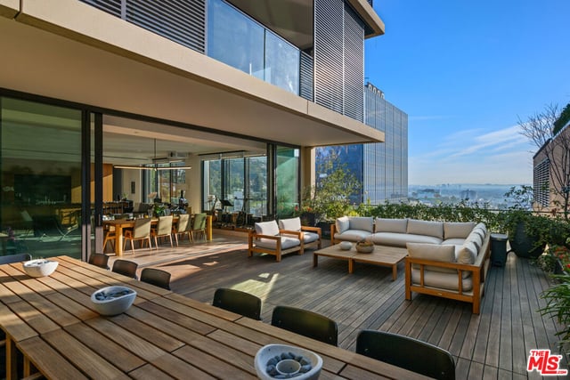 9040 W Sunset Boulevard 1004, West Hollywood, CA 90069 — photo 13 of 30