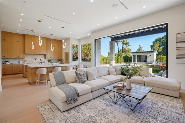 17354 Toquet Drive, Encino, CA 91316 — photo 13 of 75