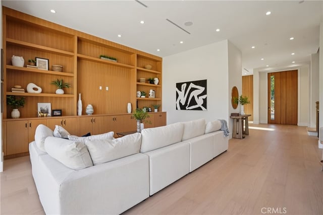 17354 Toquet Drive, Encino, CA 91316 — photo 14 of 75