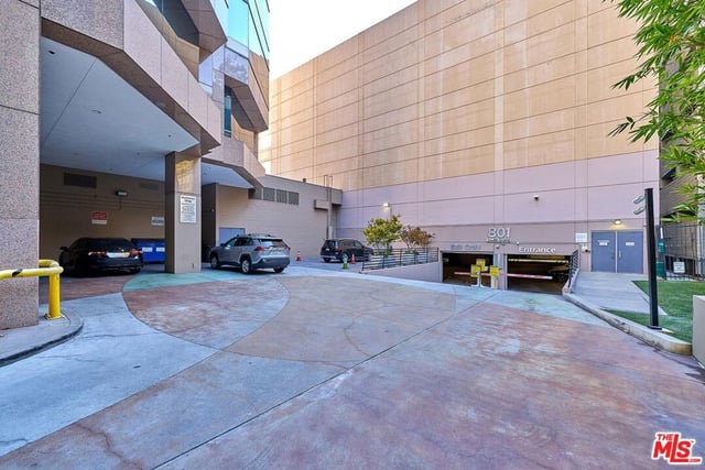 801 S Grand Avenue 2106, Los Angeles, CA 90017 — photo 20 of 28