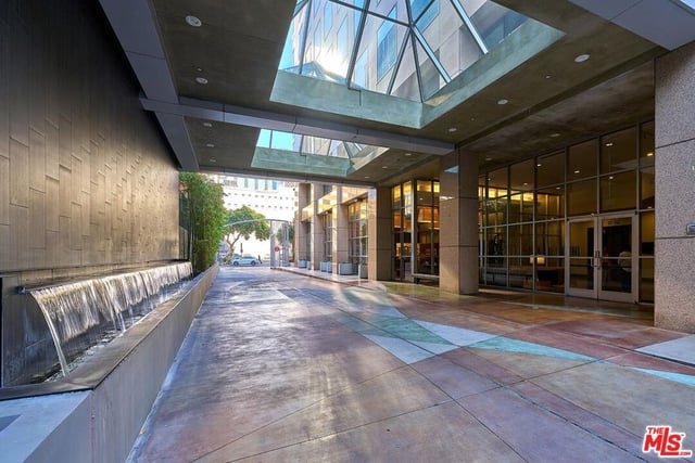 801 S Grand Avenue 2106, Los Angeles, CA 90017 — photo 21 of 28